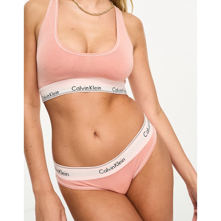 https://images.asos-media.com/groups/calvin-klein-mineral-dye-unlined-lingerie-set-in-pink/205371615-group-1?$n_750w$&wid=750&hei=750&fit=crop