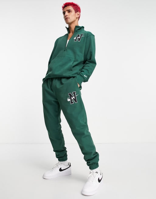 Chandal verde noble con logo de tejido grueso Retro de Nike ASOS