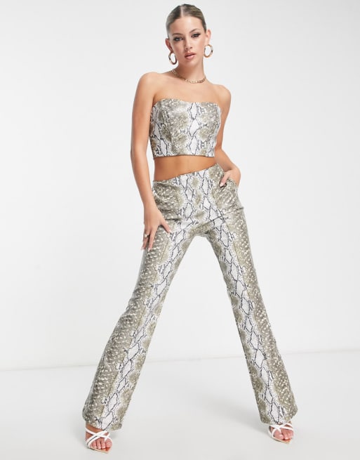 Co-ord set met leerlook en slangenprint