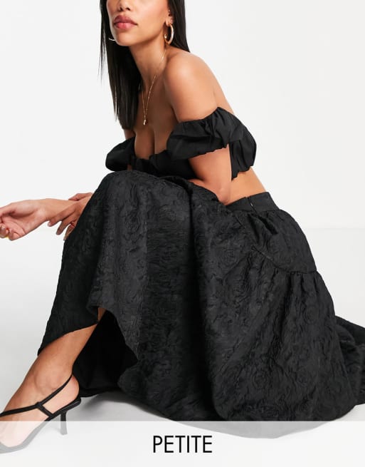 Collective the Label Petite - Ensemble texturé avec crop top et jupe mi-longue - Noir