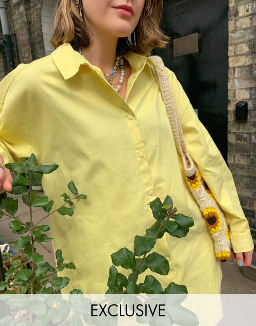 COLLUSION - Coordinato con cappello da pescatore e vestito camicia corto in twill, colore giallo