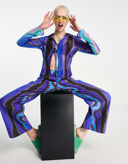 COLLUSION - Ensemble avec chemise transparente et pantalon baggy taille basse en sergé à imprimé ondulé - Bleu
