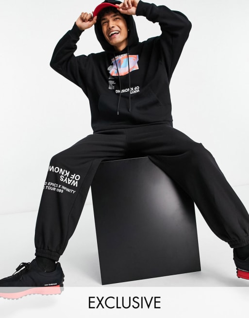 COLLUSION - Ensemble jogger et sweat à capuche oversize à imprimé - Noir