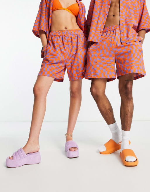 COLLUSION Unisex - Ensemble chemise et short de plage à imprimé damier et palmier - Multicolore