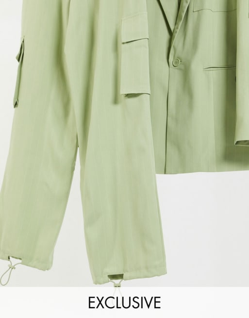 COLLUSION Unisex - Oversized blazer en cargobroek met krijtstreep