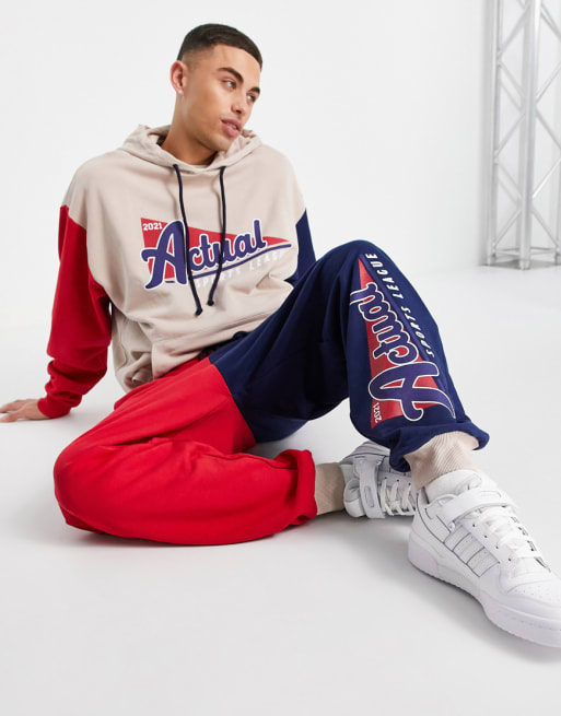 Conjunto burdeos con estampado deportivo vintage y diseño color block de ASOS Actual 