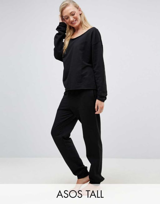 Conjunto con joggers confort con bordes sin rematar en negro de ASOS TALL