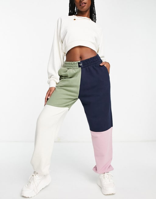 Conjunto de estar por casa multicolor extragrande con diseño color block de mezcla de algodón orgánico de Chelsea Peers