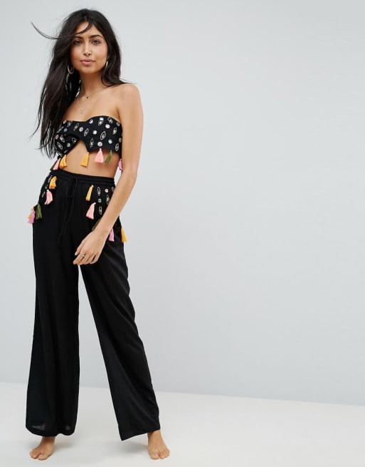 Conjunto de playa bordado de efecto espejo con pompones de ASOS Premium