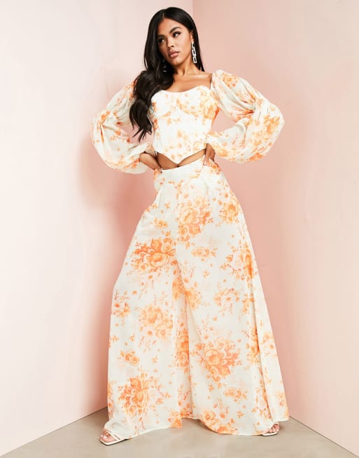 Conjunto de top tipo corsé y pantalones anchos con estampado floral de chifón de ASOS Luxe