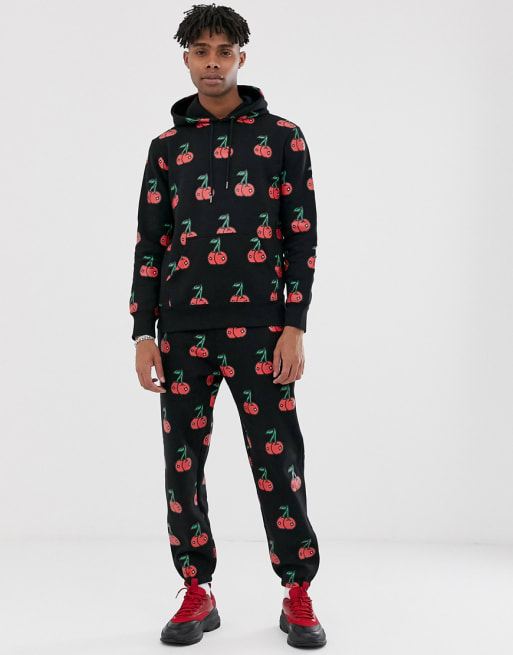 Conjunto negro con cerezas de Chinatown Market