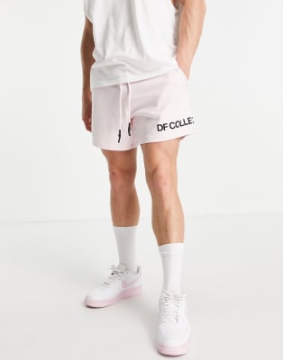 Conjunto rosa con logos estampados de ASOS Dark Future
