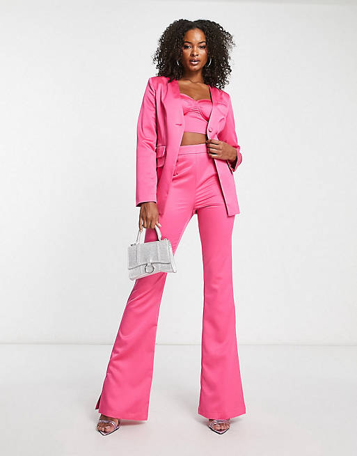 Conjunto rosa intenso de pantalones, top corto y americana de Extro & Vert Tall