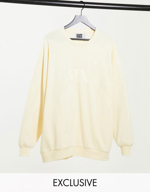 Conjunto unisex color crema con logo a tono de sudadera y jogger de Reclaimed Vintage