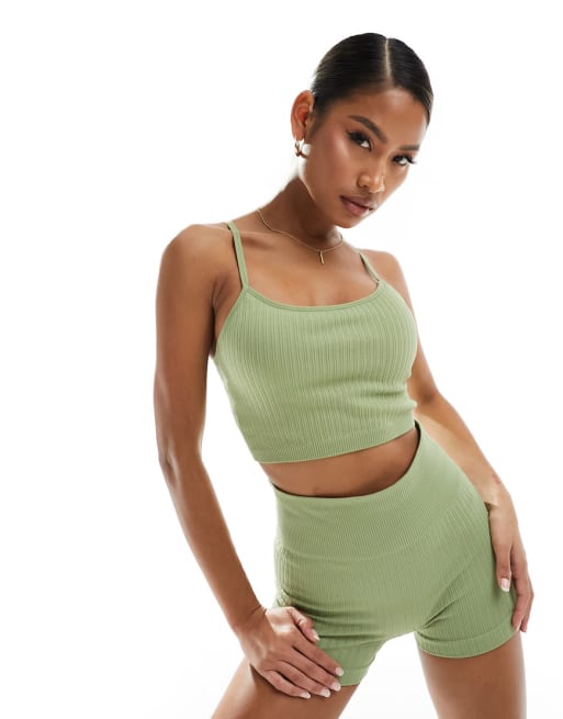 Conjunto verde pistacho de canalé doble sin costuras de FhyzicsShops 4505