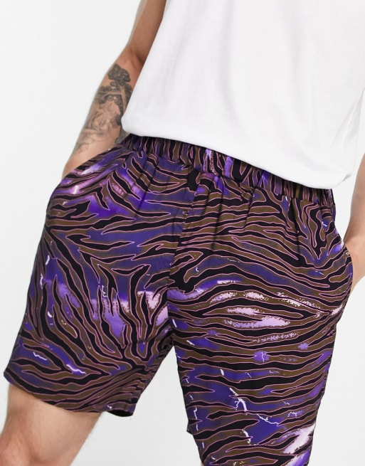 Conjunto violeta con estampado de cebra efecto relámpago de Vintage Supply