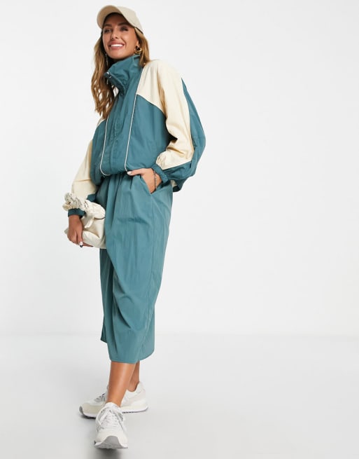 Edited - Ensemble oversize avec veste légère et jupe mi-longue - Vert et crème