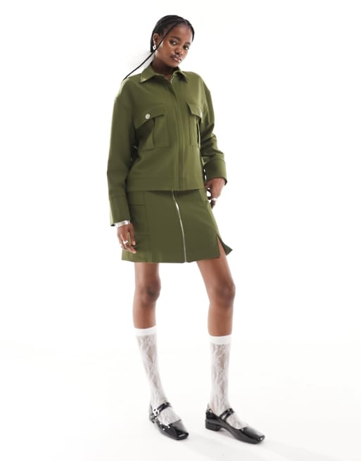 Extro & Vert - Coordinato kaki con giacca multitasche e gonna