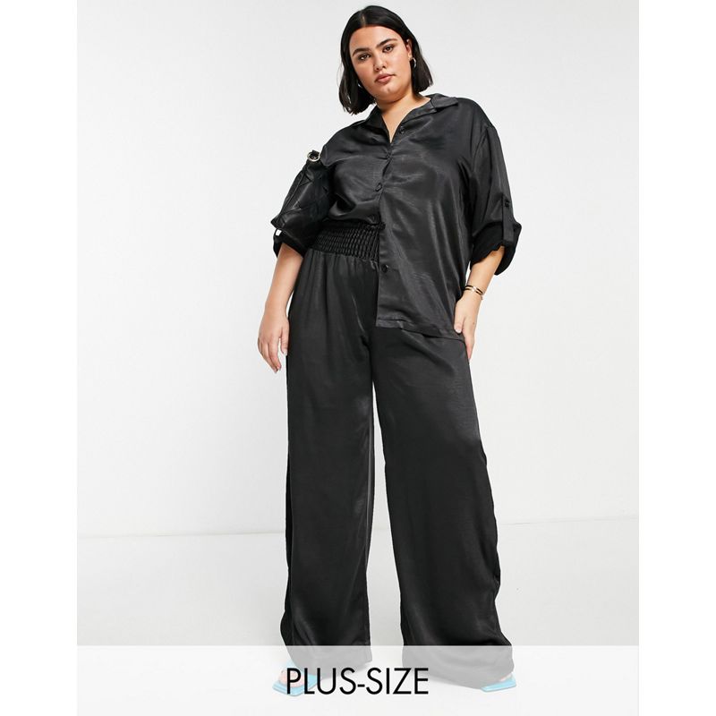  Donna Extro & Vert Plus - Coordinato con camicia e pantaloni in raso nero