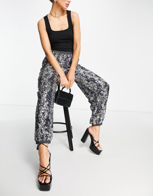 French Connection - Binalo - Coordinato con giacca stile bomber e joggers con paillettes argento