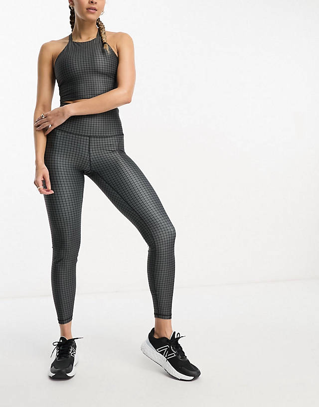 Gilly Hicks - recharge activewear set in micro black and white check