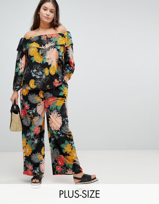 Glamorous Curve – Carmenoberteil und Hose mit auffälligem Blumenmuster im Set