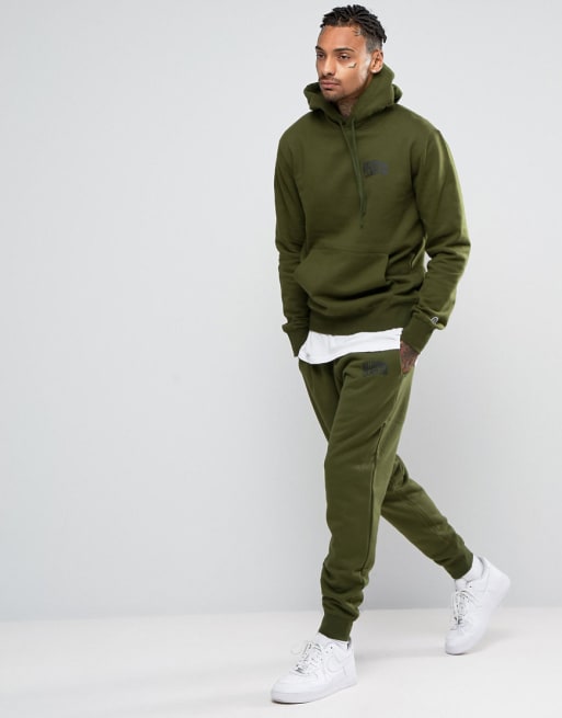 Grøn hættetrøje og joggingbukser med buet logo fra Billionaire Boys Club