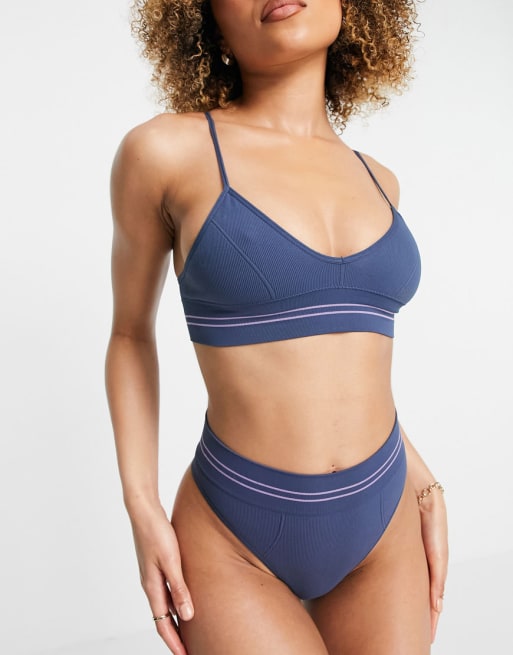 Hunkemoller seamless longline triangle bralet in navy