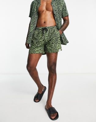 Hunky Trunks – Bade-Set mit khaki Animalprint | ASOS