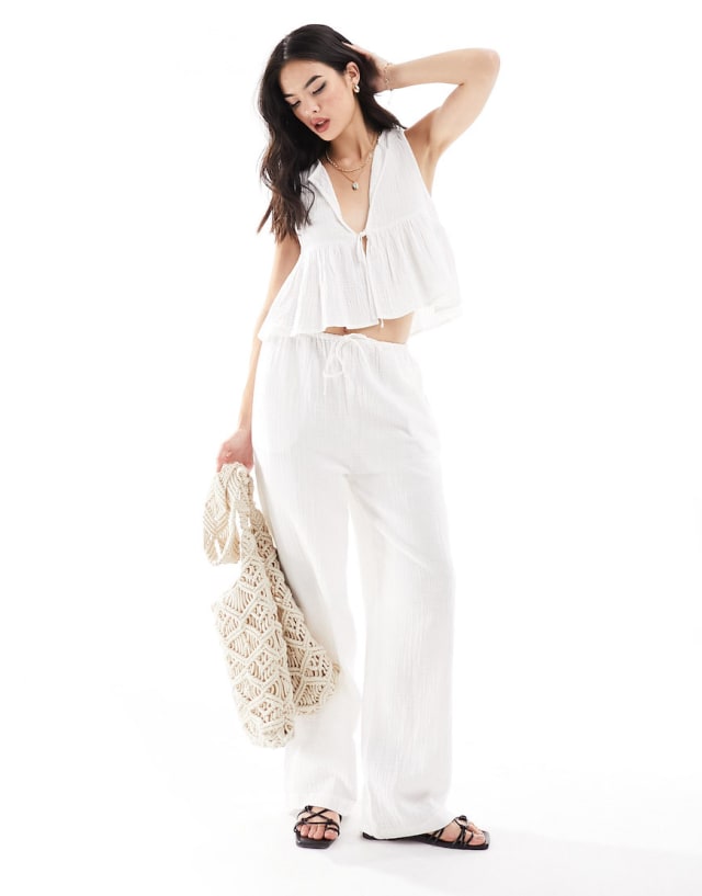 Iisla & Bird - beach co-ord in white