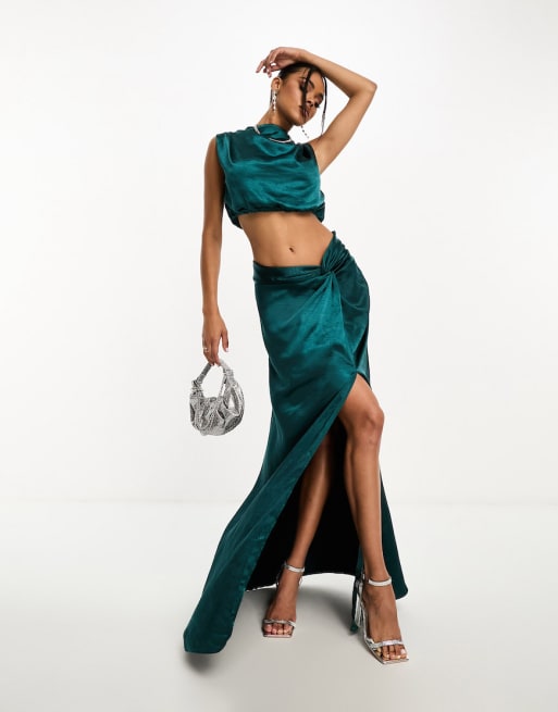 In The Style - Exclusive - Co-ord set met hoogsluitende satijnen top zonder mouwen en maxi rok in groenblauw