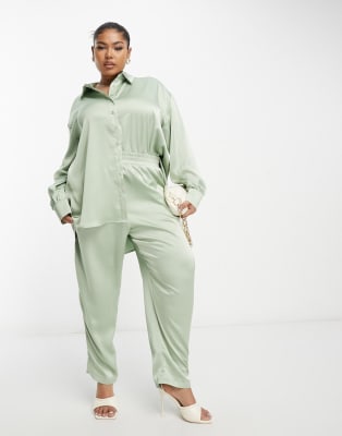 Set mit halbärmeligem Oberteil und Hose aus glattem Satin