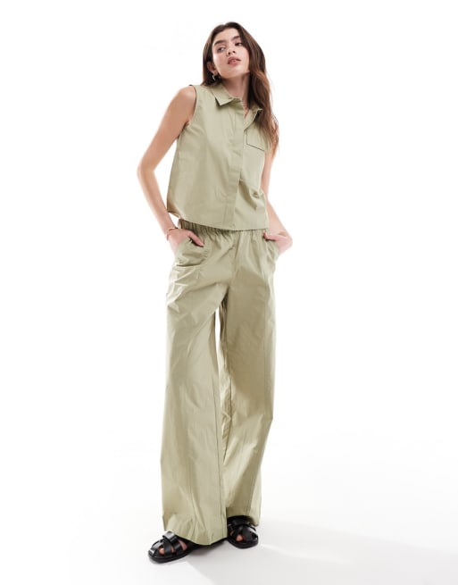 JDY - Co-ord set met mouwloos overhemd en broek in saliegroen