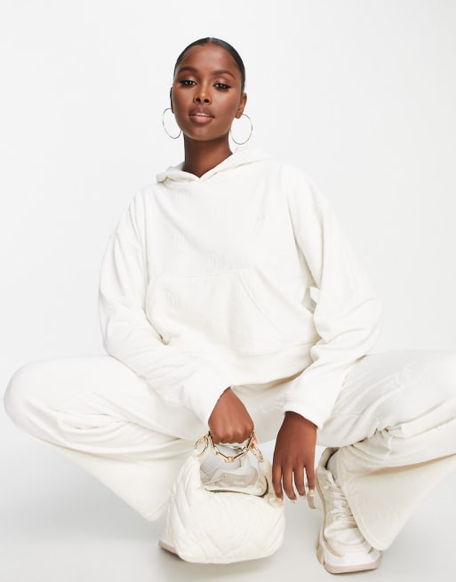 Juicy Couture - Pluizige co-ord set met joggingbroek en hoodie in crème
