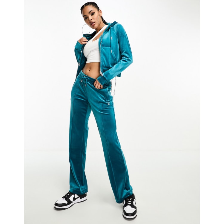 205155332-group-1?$n_750w$&wid