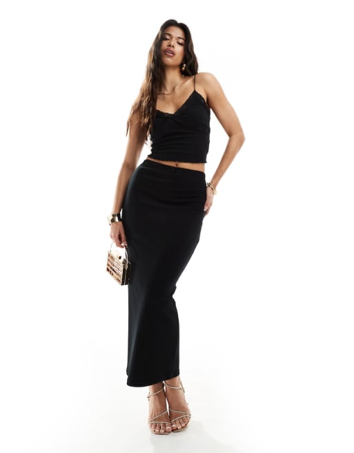 Kaiia - Co-ord set van geribbelde camitop met strikdetail en midaxi rok in zwart