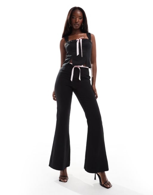 Kaiia square neck bow detail split front top and pants set in black