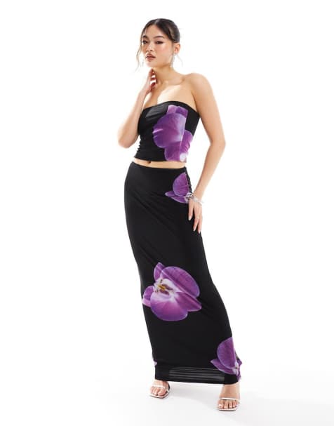 Kaiia – Svart och lila, blommigt set med bandeau-topp och maxikjol - view 1