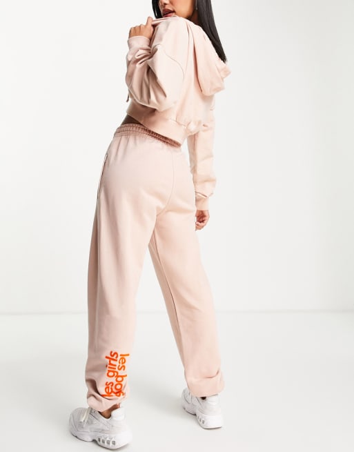 Les Girls Les Boys - Loungekleding - Combi-set in roze met contrasterend logo