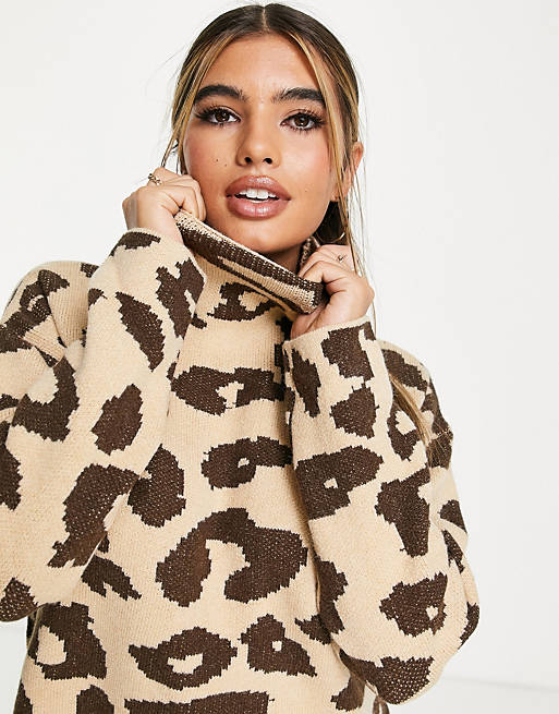 Loungable knitted loungewear co-ord in leopard print