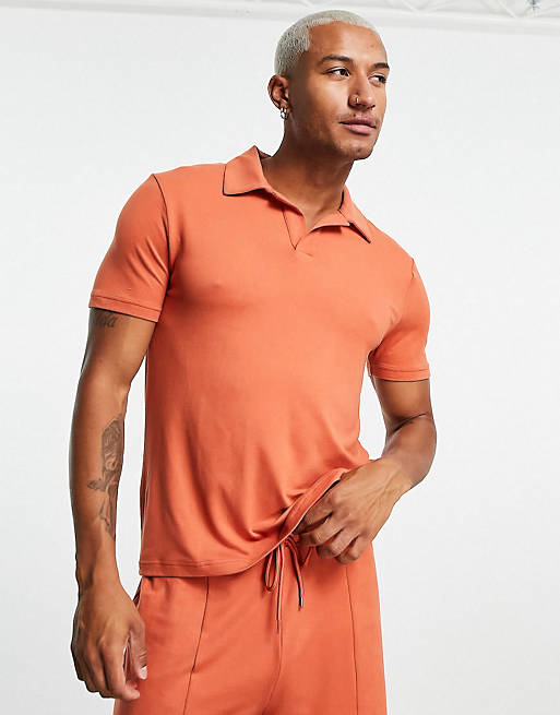 Loungeable – Rostfärgat set med pikétröja och shorts