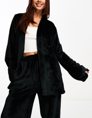 Waist Pleats 3