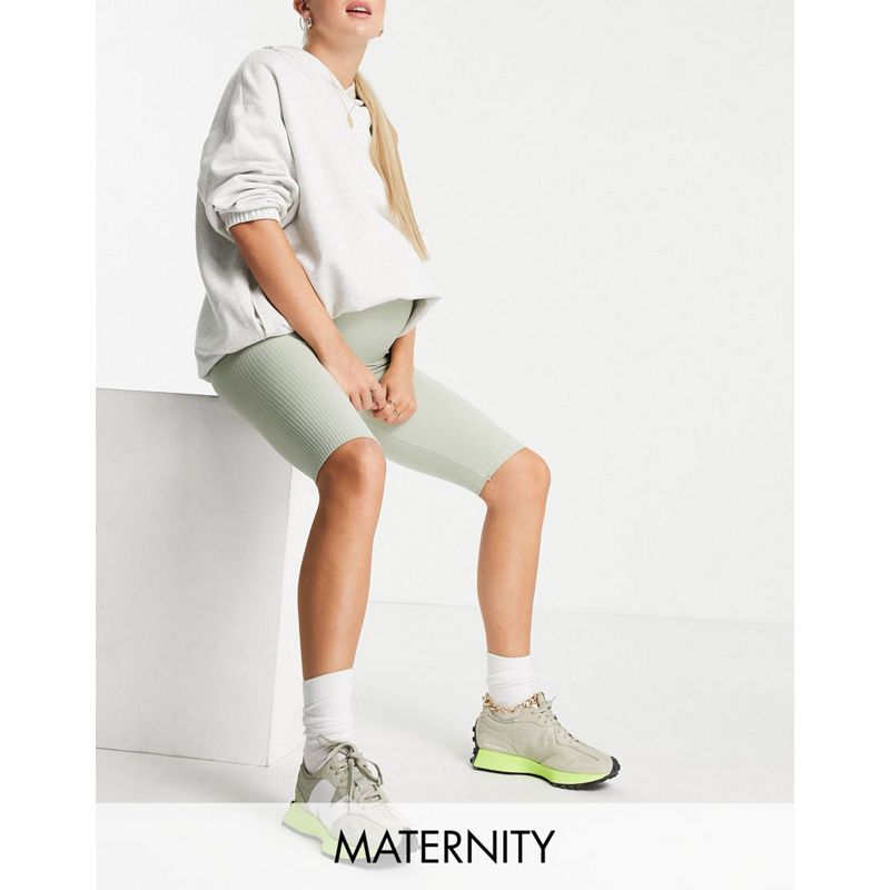 Top McdaT Mamalicious Maternity - Active - Coordinato con crop top e pantaloncini senza cuciture verde salvia