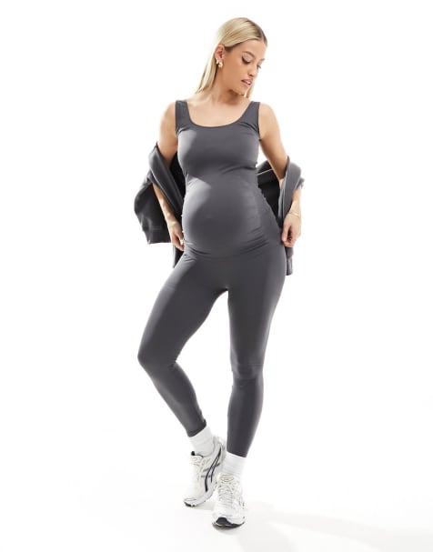 Mama.licious Maternity – Nahtloses Set in Grau mit Trägertop und Leggings - view 1