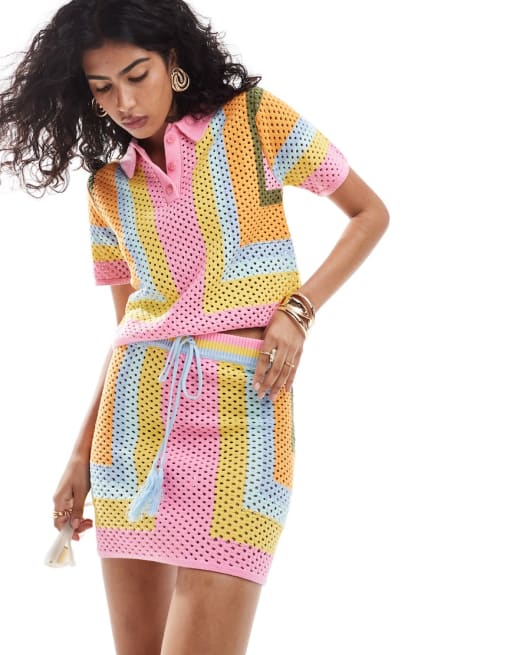 Mango - Completo coordinato all'uncinetto multicolore con polo e gonna