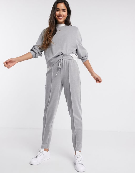 Mango – Kombi aus Sweatshirt und Hose in Grau