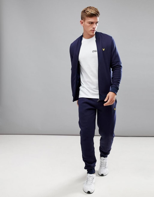 Marineblåt strikket joggingsæt i fleece fra Lyle & Scott Fitness