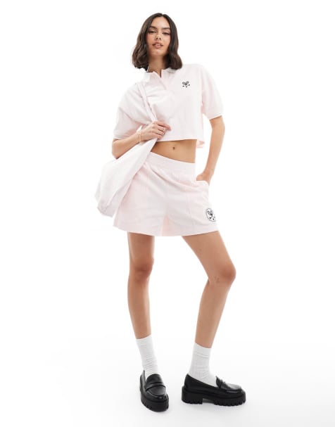 Miss Selfridge - Pink sæt med cropped tennispolo med korte ærmer og shorts - view 1