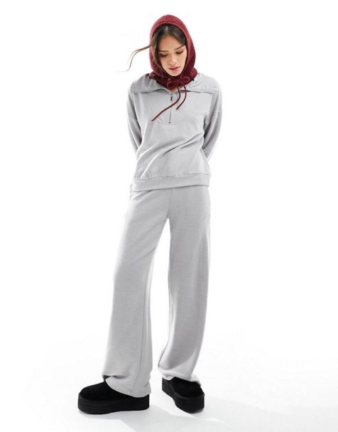 Womens 2 Pieces Long Sleeve Sweatshirt Top and Jogger Pants Sports Suits  with Pockets Bundle Foot Design Set (Multicolor : White, Size : Small) :  : Clothing, Shoes & Accessories