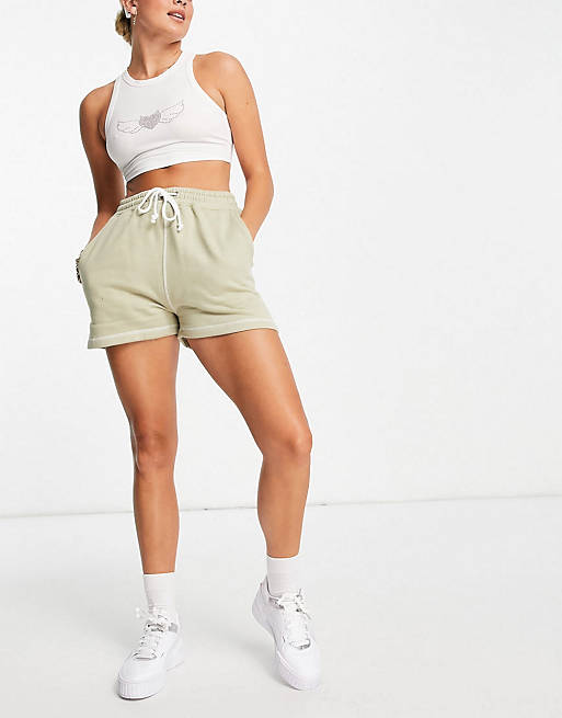 Missguided contrast stitch t-shirt & short co-ord in green